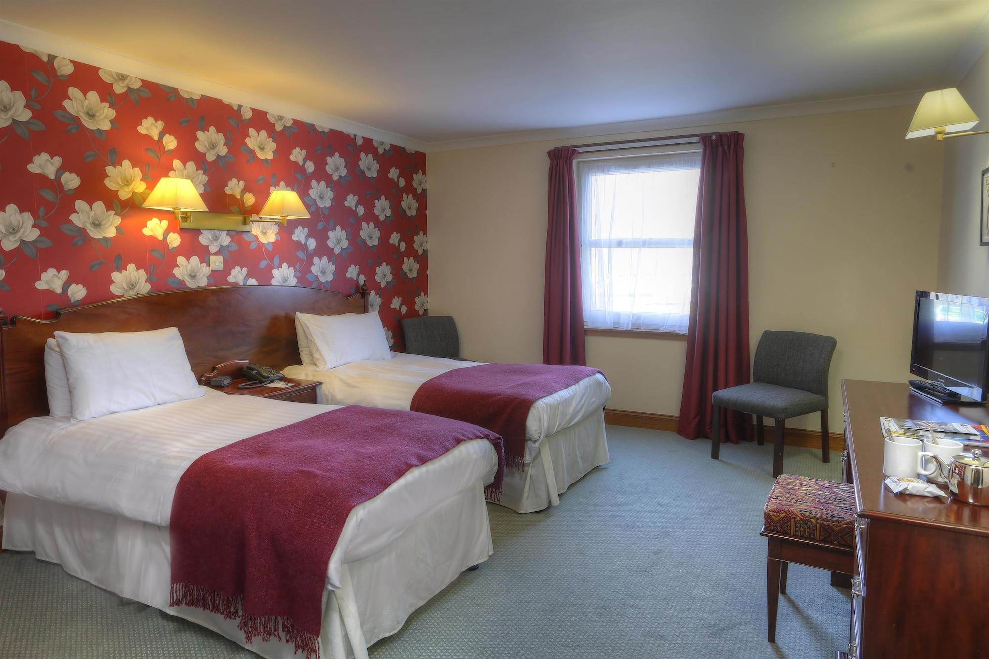 Best Western The Crianlarich Hotel Extérieur photo
